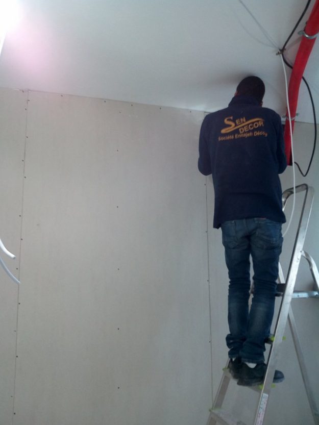 28117167_304015623454270_1229215227_n